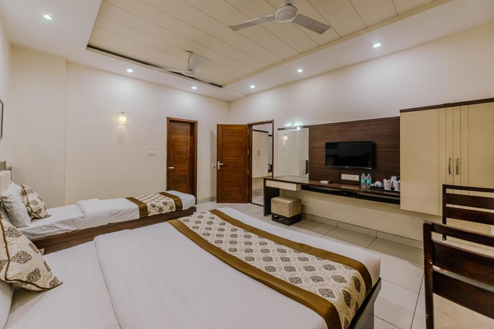 Hotel Fortune Plaza Ajmer Luaran gambar